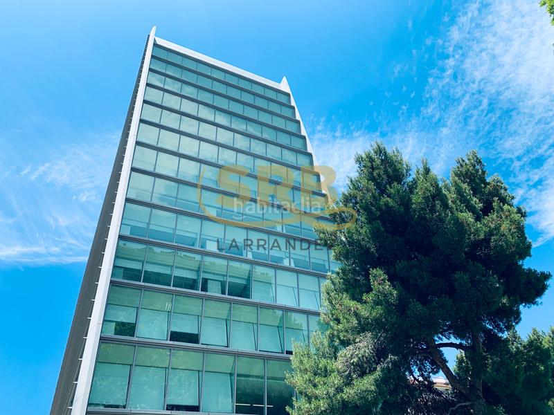 Foto b318f147-ddbb-426f-8ed8-4c3961941138. Miete büro mit heizung in Pedralbes Barcelona