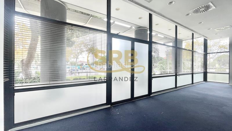 Foto b55cea74-cd97-48d0-bfa0-708143da0552. Miete büro mit heizung in Pedralbes Barcelona