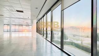 Office space in Avinguda de la Via Augusta