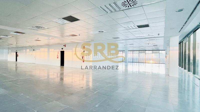 Foto 17e7d880-07b7-4601-9cd4-6be55245008b. Lloguer oficina amb calefacció aparcament a Volpelleres Sant Cugat del Vallès