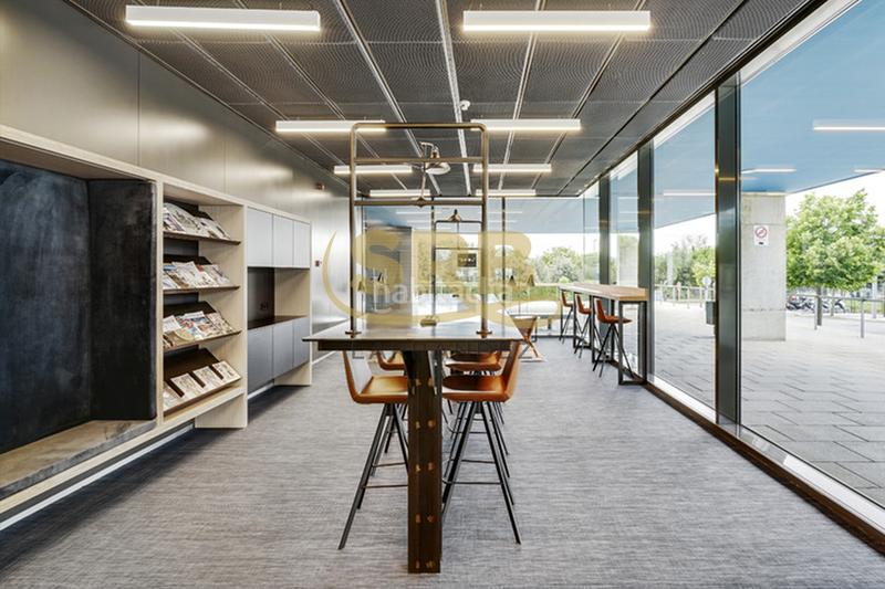 Foto 4b5e6a86-0d2d-457e-8960-479efc41c19b. Lloguer oficina amb calefacció aparcament a Volpelleres Sant Cugat del Vallès