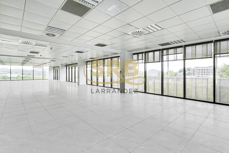 Foto 545ef668-30fa-4e0e-8e95-98e50d51dbfa. Lloguer oficina amb calefacció aparcament a Volpelleres Sant Cugat del Vallès