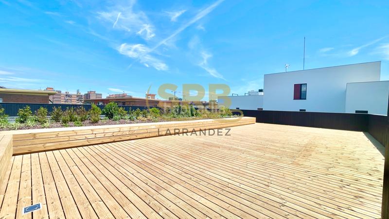 Foto 867df4c6-e180-4285-b8e5-4722ce462b94. Miete büro mit heizung parking in Besòs - Maresme Barcelona