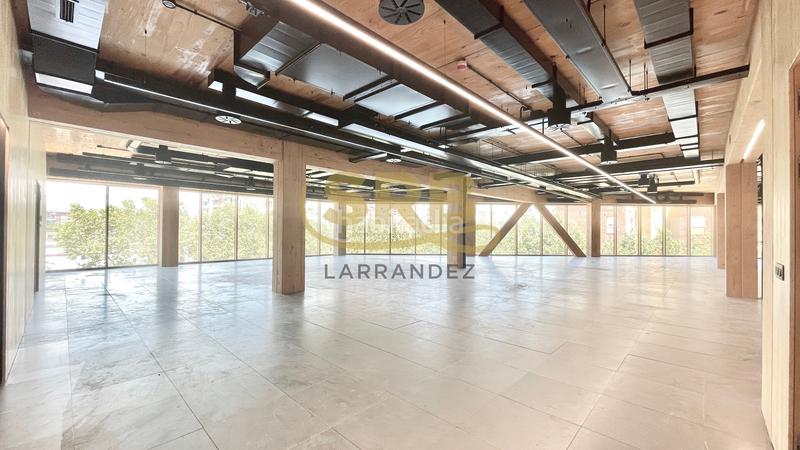 Foto f1cd9c93-e251-4ef8-80ca-1477ec9b4b1c. Rent office space with heating parking in Besòs - Maresme Barcelona