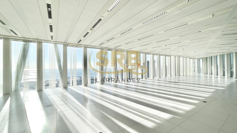 Foto d358ec8d-4d7a-4a08-bb86-f4dacf05453a. Rent office space with heating parking in Besòs - Maresme Barcelona