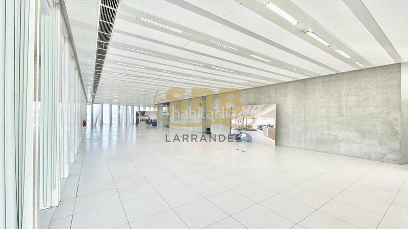 Foto cf96b68a-7a44-479f-b53c-e2e4f347c927. Location bureau avec chauffage parking dans Besòs - Maresme Barcelona