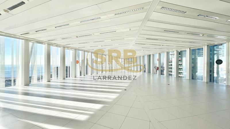Foto 9072a843-15b3-4227-977e-6748a7de416e. Rent office space with heating parking in Diagonal Mar i el Front Marítim del Poblenou Barcelona