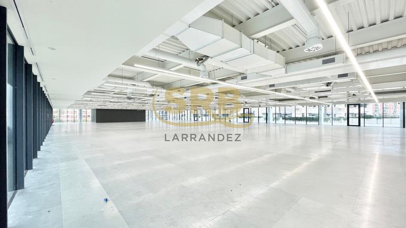 Foto 2f2f1760-9c22-4e76-9238-be4c92a4001c. Rent office space with heating parking in La Marina del Port Barcelona