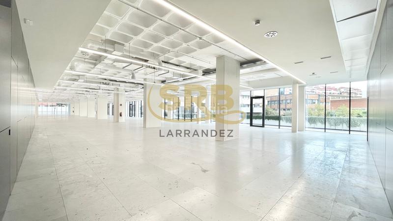 Foto 8ae36d25-b1df-49aa-802a-9fa87f3d0b0f. Rent office space with heating parking in La Marina del Port Barcelona