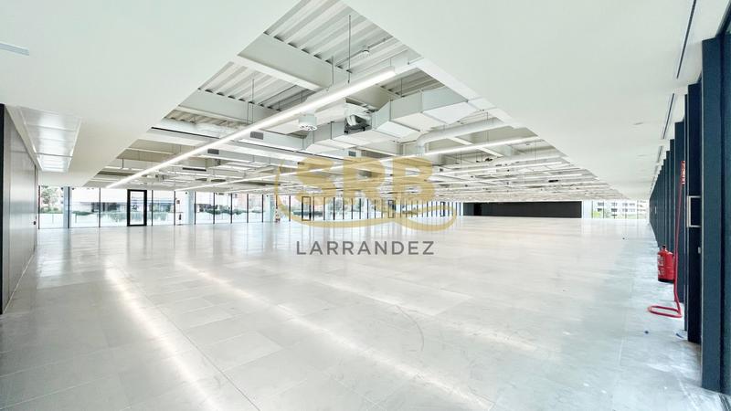 Foto fc0b93ce-5d3a-4213-bc76-fbd51fa133cc. Rent office space with heating parking in La Marina del Port Barcelona