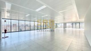 Location Bureau  Carrer del marroc. Oficinas con excelentes acabados y terrazas en 22@. edificio con