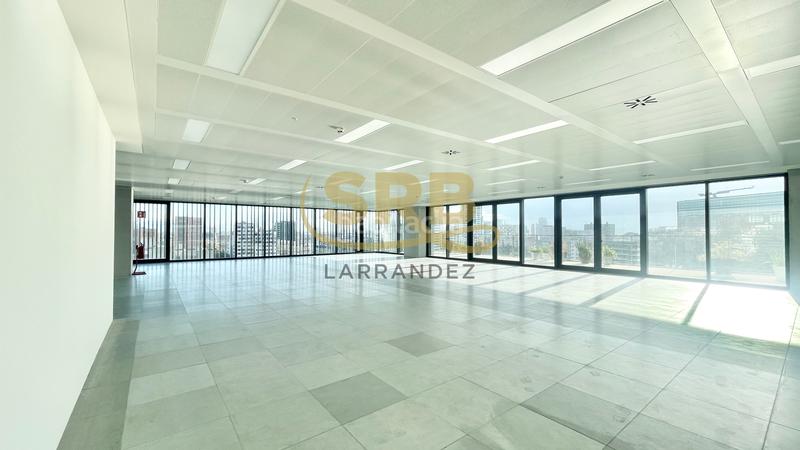 Foto 0b3df611-8ffa-4a8b-a722-fa5145e330ae. Rent office space with heating parking in Provençals del Poblenou Barcelona