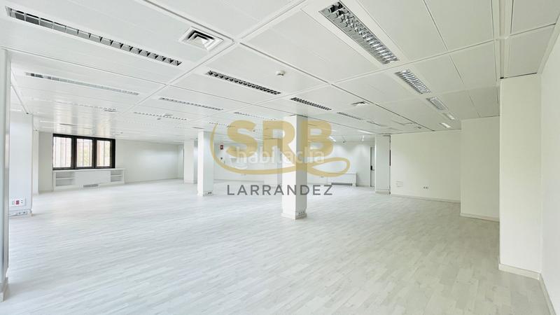 Foto 6e07e0db-2181-4903-8598-e722273aa2ef. Rent office space in plaça de francesc macià 5 in Barcelona