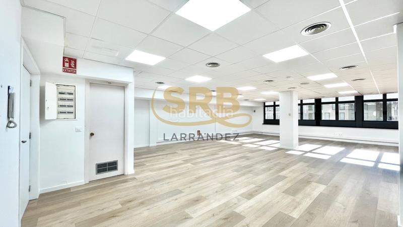Foto be0ee274-62f4-42af-b027-f6c6ed27cedf. Miete büro mit heizung in Sant Gervasi - Galvany Barcelona