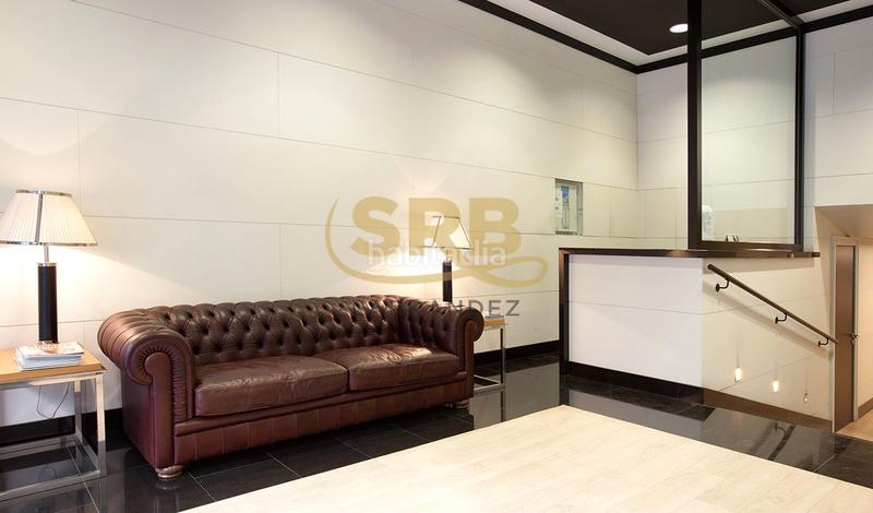 Foto 2c928d8f-f026-4496-abfe-4008c0453d12. Rent office space with heating parking in La Nova Esquerra de l´Eixample Barcelona