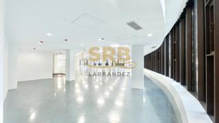 Rent Office space  Avinguda diagonal. Oficina con terraza privativa y diáfana en avda. diagonal de bar
