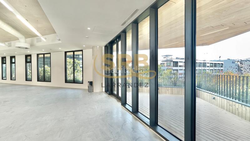 Foto 739b9ae2-8c4c-49af-878a-3002e55fb1a3. Lloguer oficina amb calefacció aparcament a El Parc i la Llacuna del Poblenou Barcelona