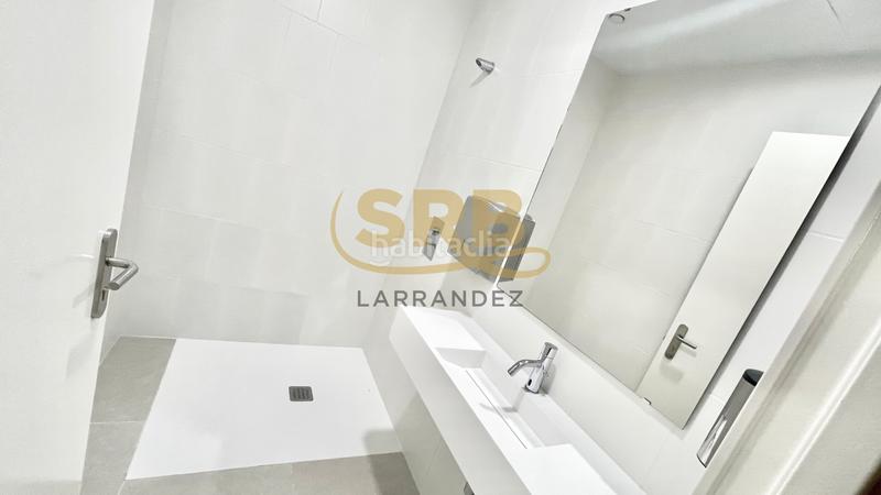 Foto 674d4bdc-3902-4434-8841-b966338e92e5. Rent office space with heating parking in El Parc i la Llacuna del Poblenou Barcelona