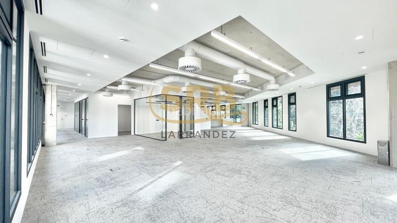 Foto 0bd53582-0cd3-411f-9e75-ce8d58defd79. Location bureau avec chauffage parking dans El Parc i la Llacuna del Poblenou Barcelona