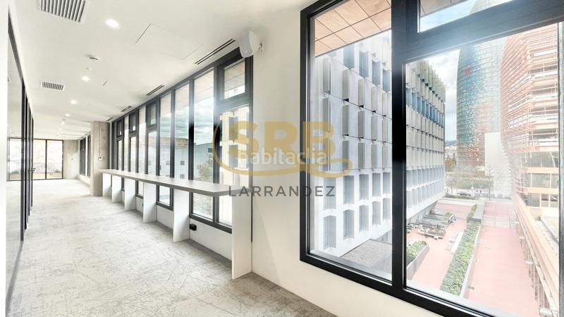 Foto e5ad978c-c738-45f5-bb6c-d71a91cb9d02. Location bureau avec chauffage parking dans El Parc i la Llacuna del Poblenou Barcelona