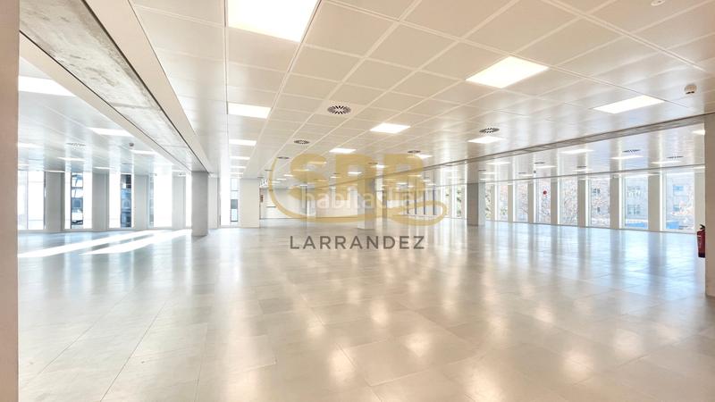 Foto a499e776-a793-4863-811f-b21dbb7d0c3f. Location bureau avec chauffage parking dans Poblenou Barcelona