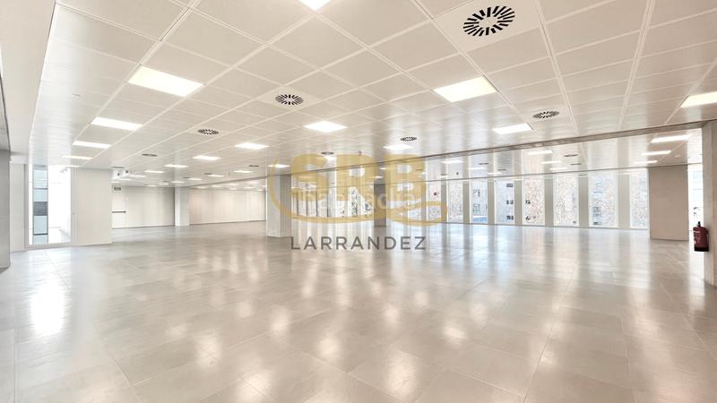 Foto ad6ee9ba-3005-4833-aeed-2c0ff15aa4de. Location bureau avec chauffage parking dans Poblenou Barcelona