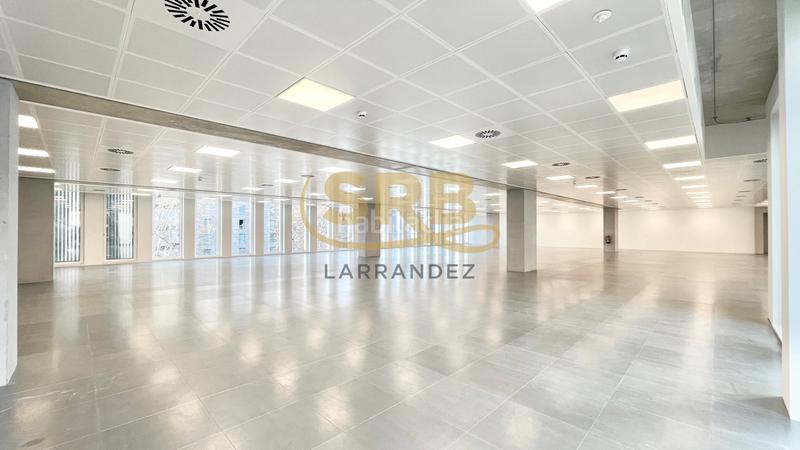 Foto 970a14b6-fae9-4f71-9190-c1373f2d36aa. Location bureau avec chauffage parking dans Poblenou Barcelona