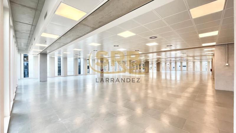 Foto 3bb75dd1-c82b-4024-8b0c-7aa48cf9bc70. Rent office space with heating parking in Poblenou Barcelona