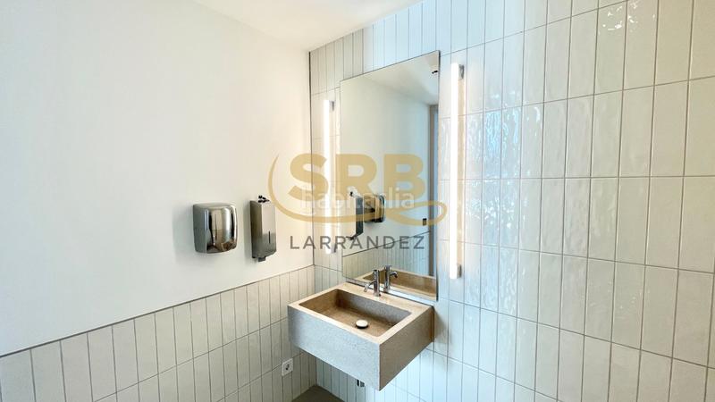 Foto c122d313-30ee-4d83-af36-778fe215a70b. Rent office space with heating parking in Poblenou Barcelona