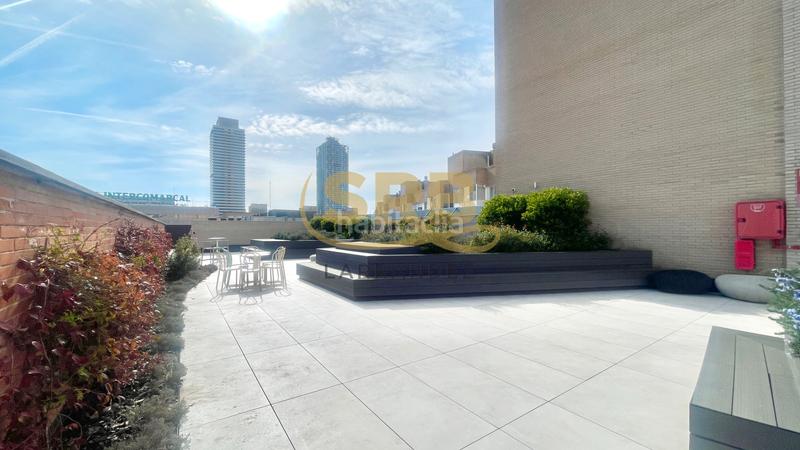 Foto fdcbd2c8-71d6-4f86-8bdb-ae9767861f73. Location bureau avec chauffage parking dans La Vila Olímpica del Poblenou Barcelona