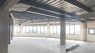 Miete Fabrikhalle  Carrer miquel biada. Nave industrial junto a la autopista, en el maresme