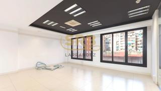 Location Bureau  Avinguda de madrid. Oficina situada muy cerca de sants, en avda. de madrid / travese