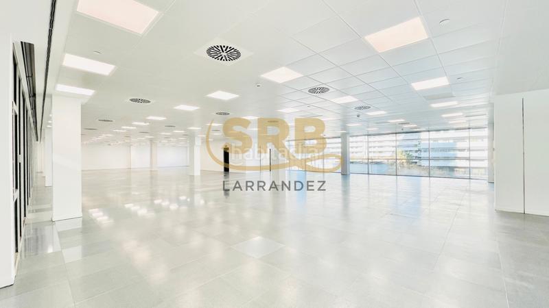 Foto 30916c96-491d-49fe-90c6-92f9d93dadd8. Rent office space with heating parking in Diagonal Mar i el Front Marítim del Poblenou Barcelona