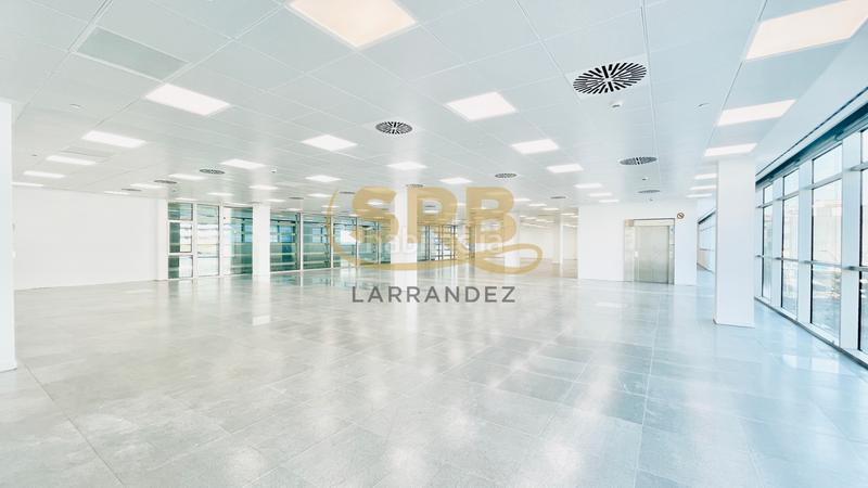 Foto 0de4613e-2016-4805-849f-12c788dc2aa9. Rent office space with heating parking in Diagonal Mar i el Front Marítim del Poblenou Barcelona