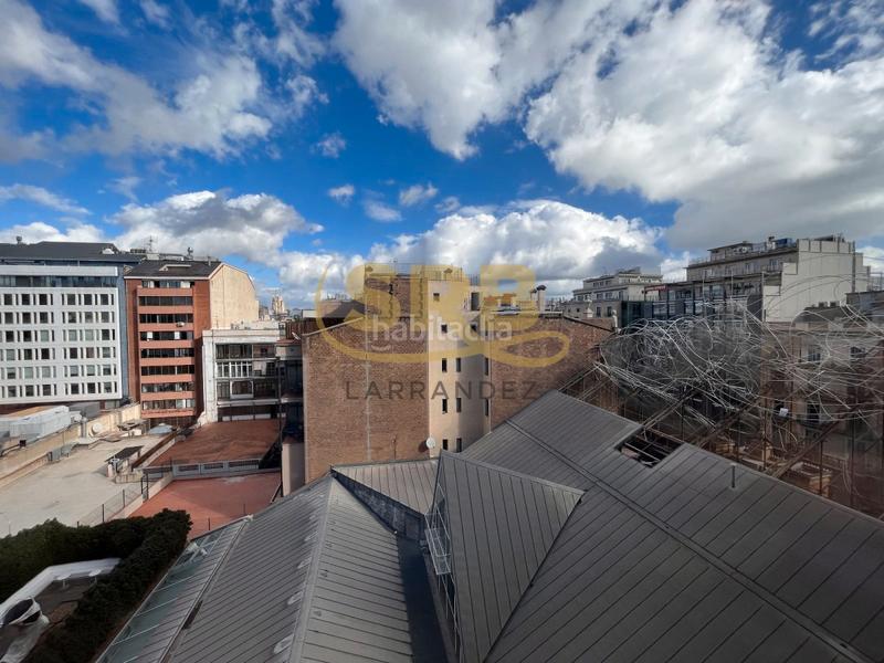 Foto 6ba794d1-617f-42bd-9d30-afe7c8f21210. Alquiler oficina excelente oficina en rambla catalunya en Barcelona