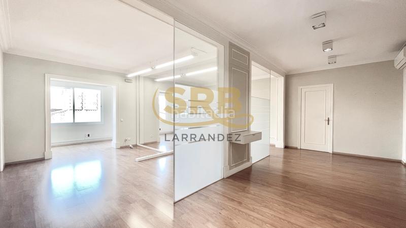 Foto 69456f88-288c-479c-ada5-085ec3336c82. Miete büro mit heizung in Dreta de l´Eixample Barcelona