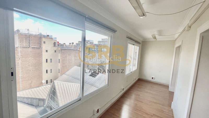 Foto 95f64992-b8c3-4942-b767-324bae3e478e. Miete büro mit heizung in Dreta de l´Eixample Barcelona