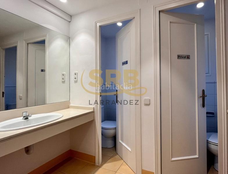 Foto b7b5a14f-ab14-4cd8-b318-f3cd2d7f34ec. Miete büro mit heizung in Dreta de l´Eixample Barcelona