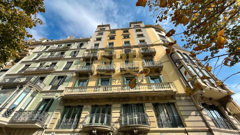 Foto baeb5a53-9372-4980-abd3-62566cda728d. Miete büro mit heizung in Dreta de l´Eixample Barcelona