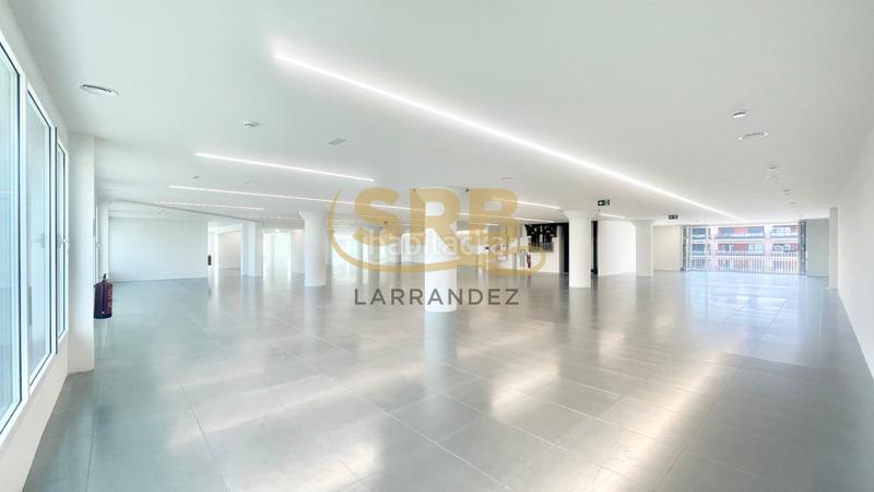 Foto 1cd42fb7-acdf-42c0-929a-af1c78e83f7f. Alquiler oficina  diáfana, en 22@, en perfecto estado en Barcelona