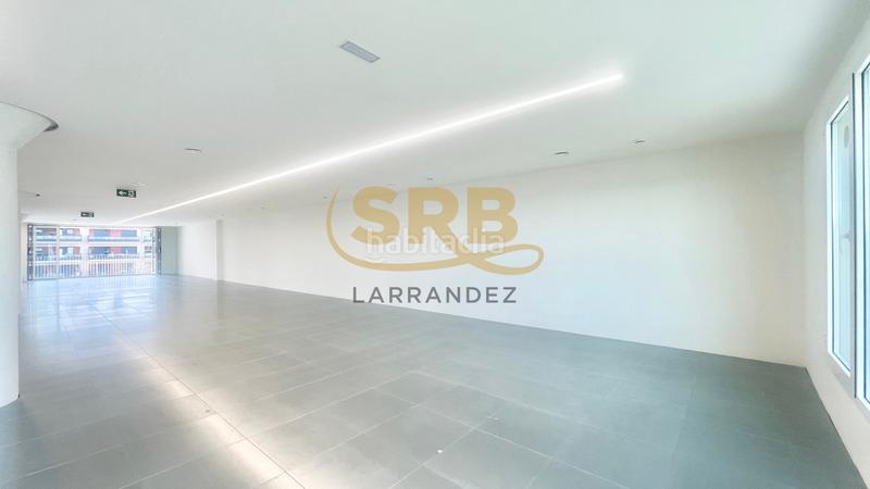 Foto adefd8f2-9dce-437f-8e70-89f7356d85f0. Location bureau avec chauffage parking dans La Vila Olímpica del Poblenou Barcelona