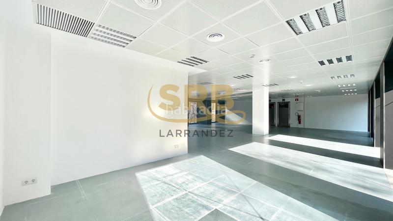 Foto d6ed6f02-2292-414a-91df-1d7c08e4828c. Location bureau avec chauffage parking dans Barri de les Corts Barcelona