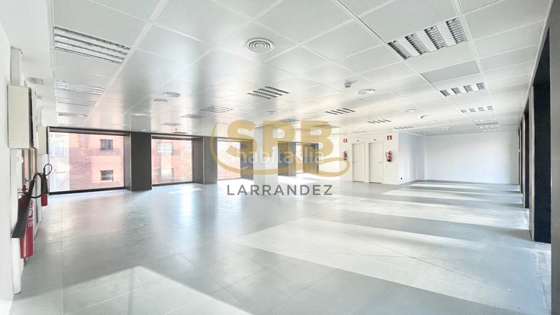 Foto f6052608-3031-4d8a-a7c9-b96053f033cd. Rent office space with heating parking in Barri de les Corts Barcelona