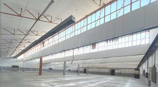 Lloguer Nau industrial a Carrer can clapers 5d. Oportunidad: nave aislada, con muelles y gran patio en sentmenat