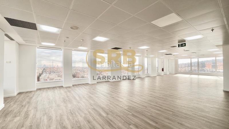 Foto 861d125b-2936-44bc-973a-2506ee2b60dc. Rent office space with heating parking in Hostafrancs Barcelona