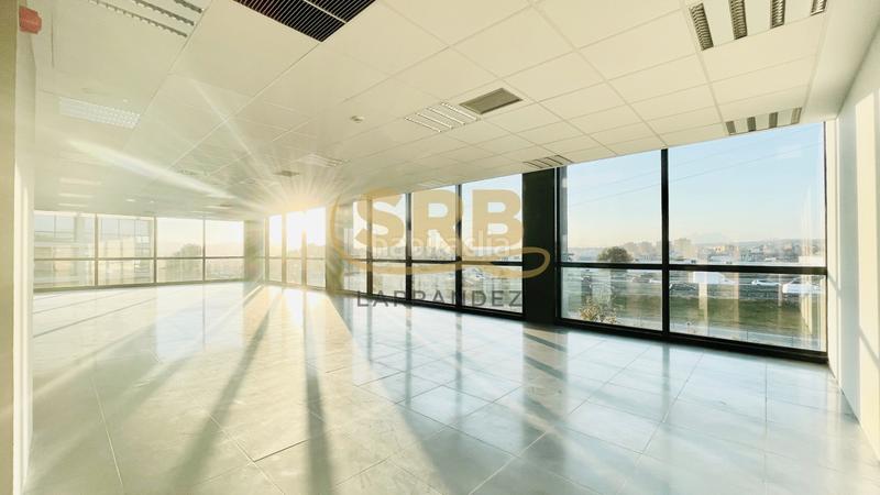 Foto a9779c12-4c71-4443-9a4a-07de8aa122d8. Rent office space with heating parking in Turó de Can Mates Sant Cugat del Vallès