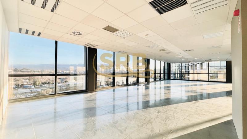 Foto f8210d98-924a-4477-b6c8-8f1773abeb3b. Rent office space with heating parking in Turó de Can Mates Sant Cugat del Vallès