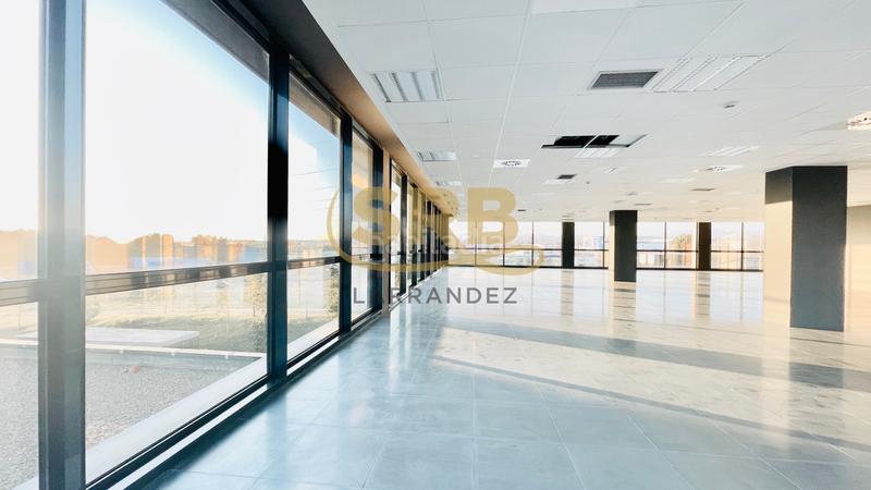 Foto 0b8bd545-f606-45e2-a4f9-4ff406b94032. Miete büro mit heizung parking in Turó de Can Mates Sant Cugat del Vallès