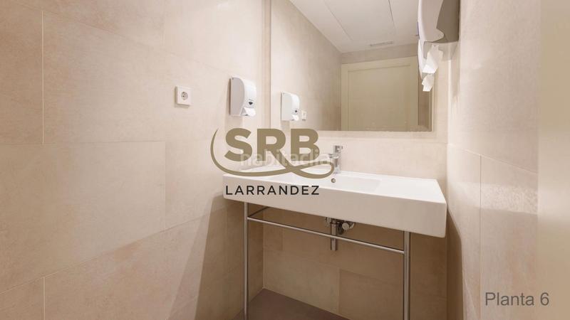 Foto 918f612c-c58d-4ccd-b59f-33fe583ddfa2. Miete büro mit heizung parking in Hostafrancs Barcelona