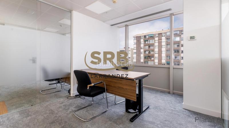 Foto f4a0eccd-b3bc-4e16-b846-9ceb45d1d034. Miete büro mit heizung parking in Hostafrancs Barcelona